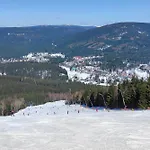 Enjoyharrachov - Atraktivni Slunny Klimatizovany 24 V Centru Harrachova Se Saunou, Parkovanim, Wifi-wlan, Sat, Herni Konzoli, Netflix Zdarma A Moznosti Dobijeni Auta Jen 150m Od Lanovky *