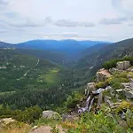 Enjoyharrachov - Atraktivni Slunny Klimatizovany 24 V Centru Harrachova Se Saunou, Parkovanim, Wifi-wlan, Sat, Herni Konzoli, Netflix Zdarma A Moznosti Dobijeni Auta Jen 150m Od Lanovky *