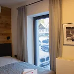 Appartement Enjoyharrachov - Atraktivni Slunny Klimatizovany 24 V Centru Harrachova Se Saunou, Parkovanim, Wifi-wlan, Sat, Herni Konzoli, Netflix Zdarma A Moznosti Dobijeni Auta Jen 150m Od Lanovky