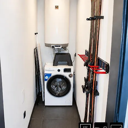 Lägenhet Enjoyharrachov - Atraktivni Slunny Klimatizovany 24 V Centru Harrachova S Velkou Terasou, Saunou, Parkovanim, Wifi-wlan, Sat, Herni Konzoli, Netflix Zdarma A Moznosti Dobijeni Auta Jen 150m Od Lanovky *
