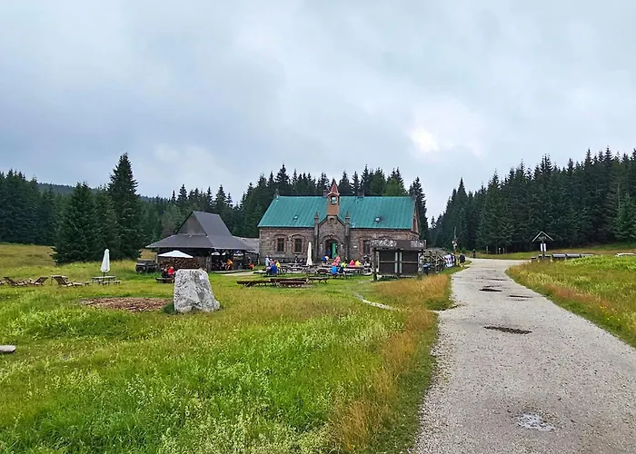 Διαμέρισμα Enjoyharrachov - Atraktivni Slunny Klimatizovany 24 V Centru Harrachova Se Saunou, Parkovanim, Wifi-wlan, Sat, Herni Konzoli, Netflix Zdarma A Moznosti Dobijeni Auta Jen 150m Od Lanovky