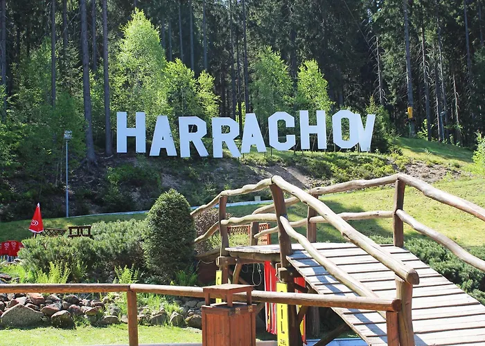 Διαμέρισμα Enjoyharrachov - Atraktivni Slunny Klimatizovany 24 V Centru Harrachova Se Saunou, Parkovanim, Wifi-wlan, Sat, Herni Konzoli, Netflix Zdarma A Moznosti Dobijeni Auta Jen 150m Od Lanovky